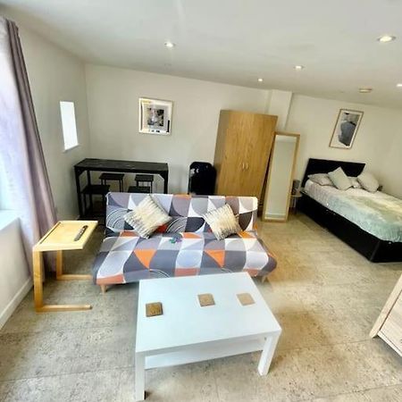 Cambridge City Centre Studio, Sleeps 3 Eksteriør bilde