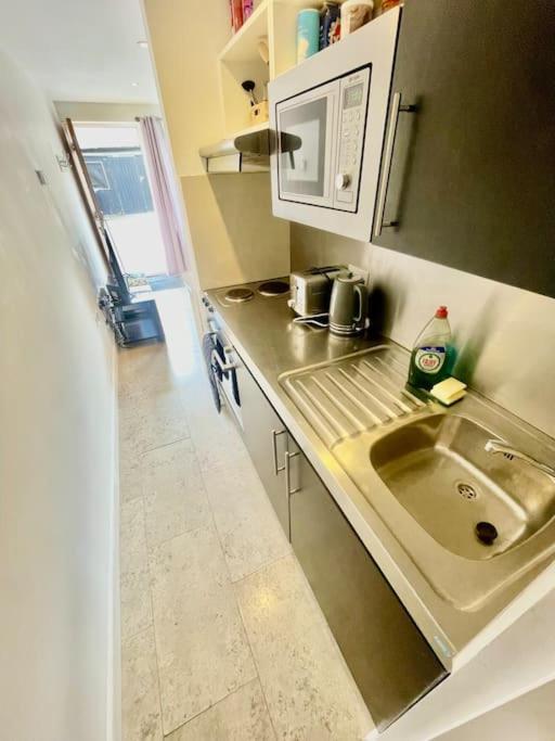 Cambridge City Centre Studio, Sleeps 3 Eksteriør bilde