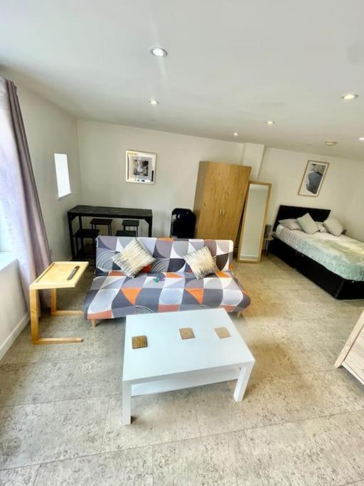Cambridge City Centre Studio, Sleeps 3 Eksteriør bilde